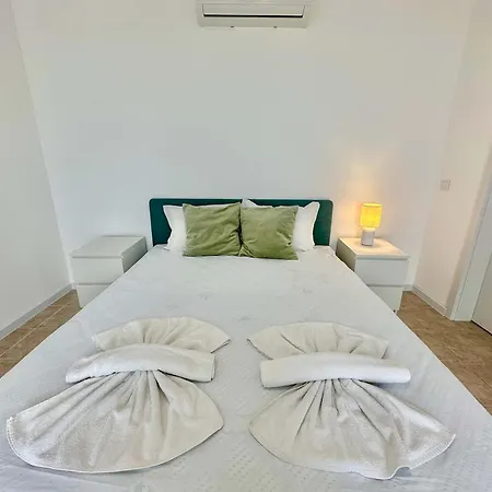 公寓 Modern One-bedroom By Menada